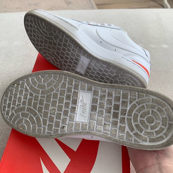 White Nike Court Sneakers sz 6 - Picture 7 of 7